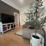 Feel Good At Dragon Bridge Apartamento