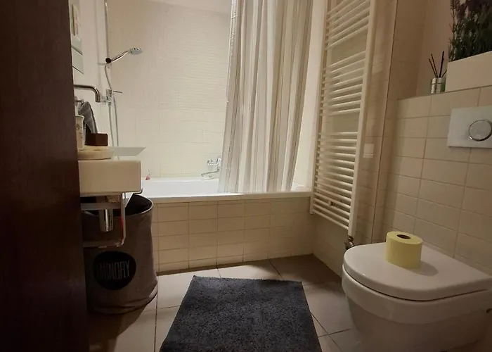 Feel Good At Dragon Bridge *