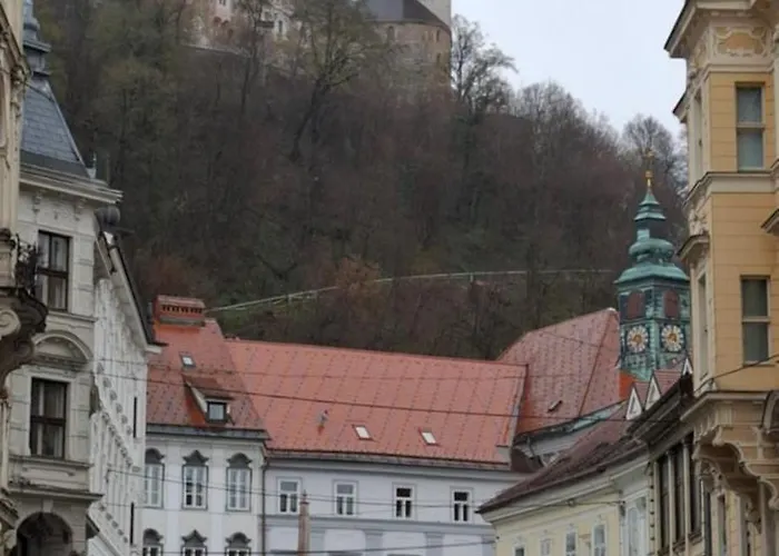 Feel Good At Dragon Bridge Apartmán *