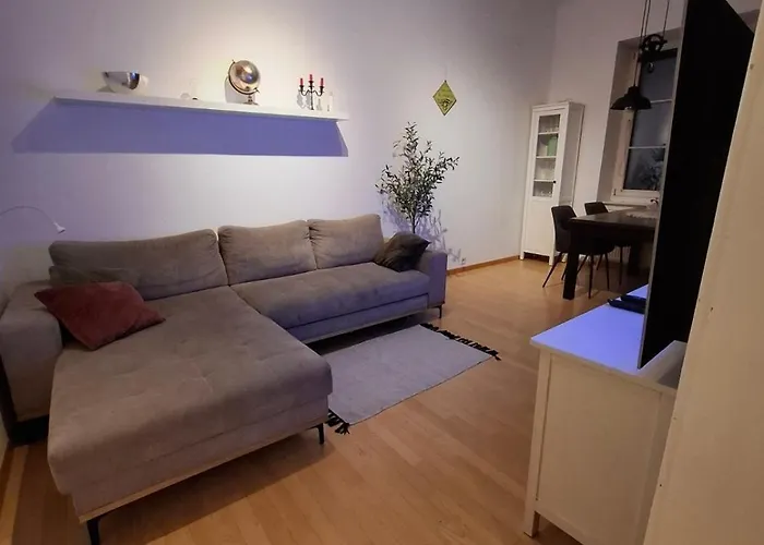 Feel Good At Dragon Bridge